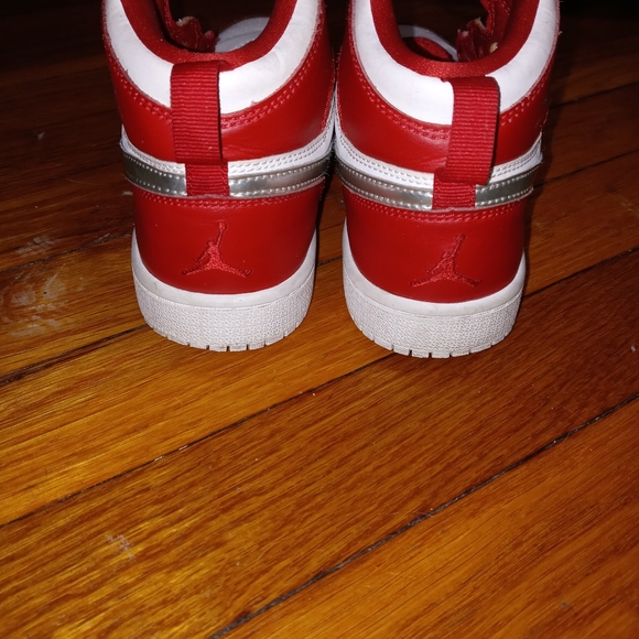 Jordan - Picture 2 of 3